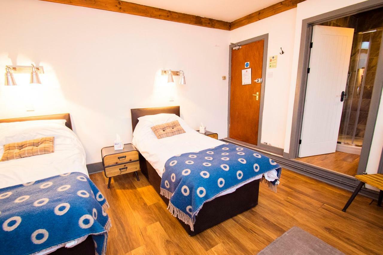 Nik The Greek Bed & Breakfast เบอรีพอร์ต ภายนอก รูปภาพ